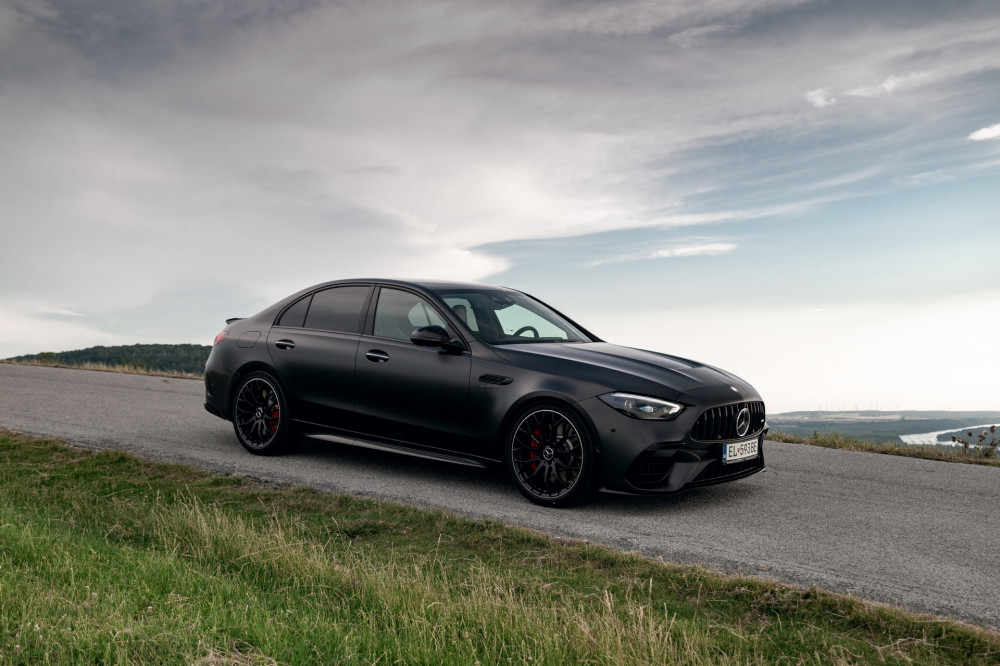 Mercedes-AMG C 63 S E Performance